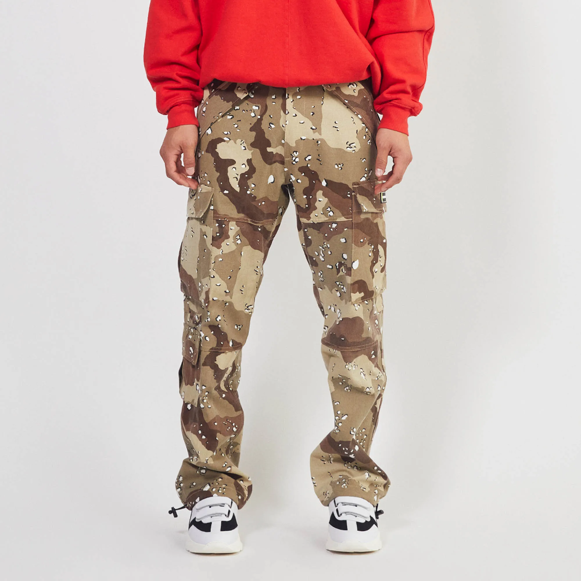 7 pocket cargo / distressed desert camo