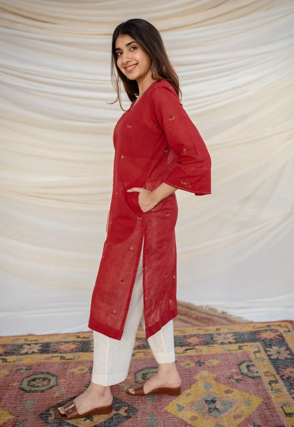 Aafiya Jamdani Cotton Kurta