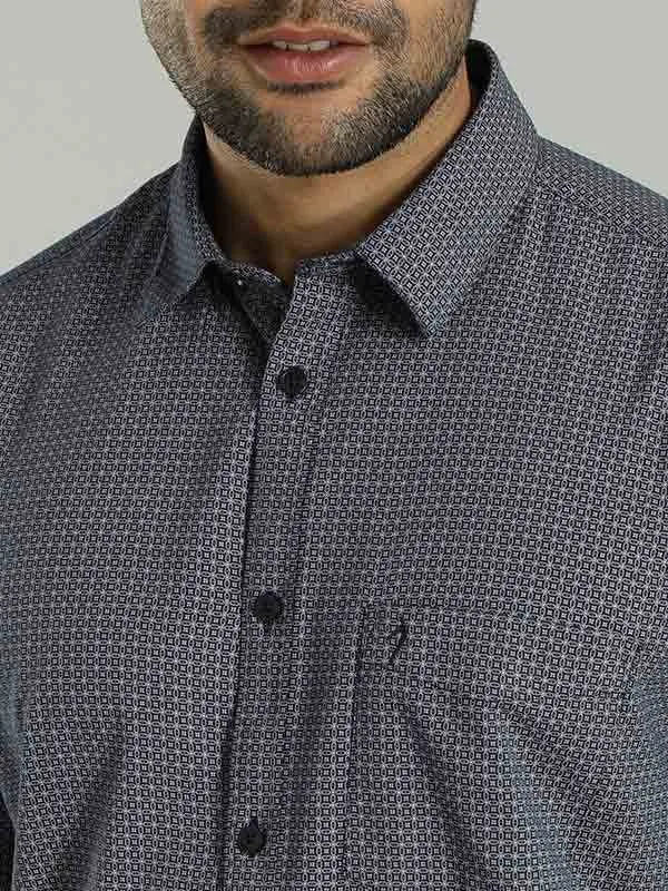 Men Checked Full Sleeve Cotton Shirt