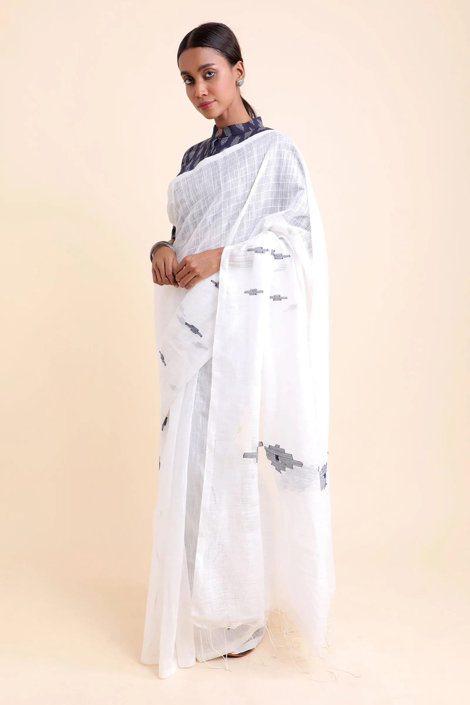 Rajnigandha Cotton Blend Saree