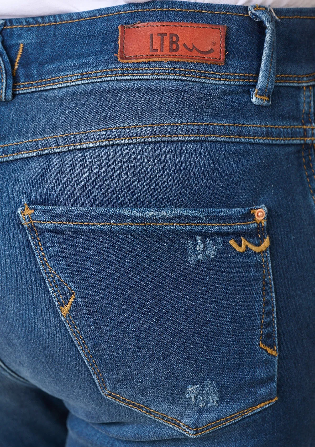 Senta X Jia Mid Rise Slim Jean